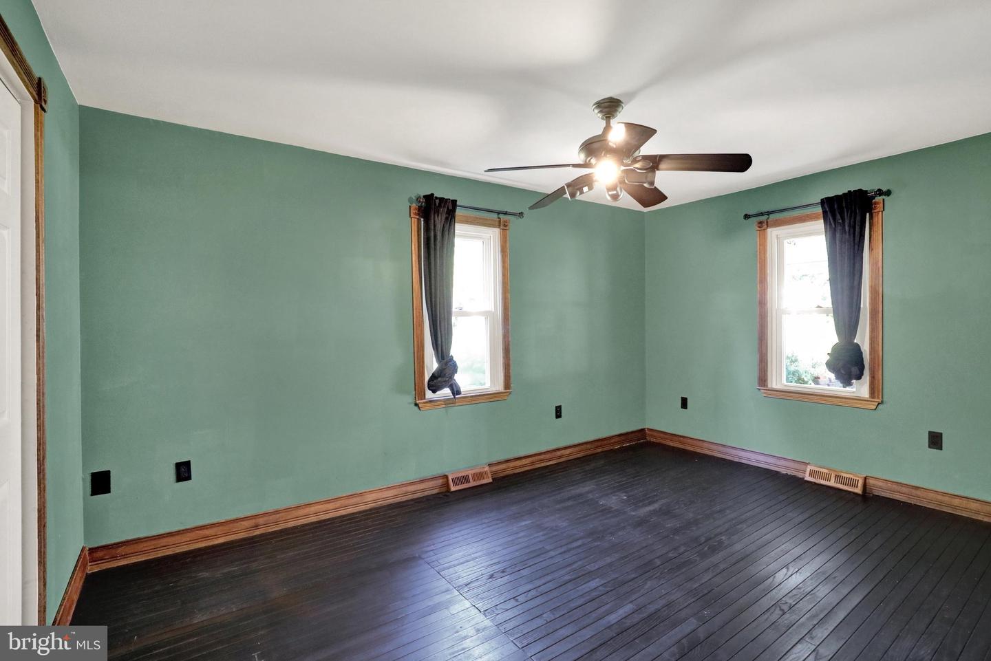 44 Alsace Ave Property Photo 28