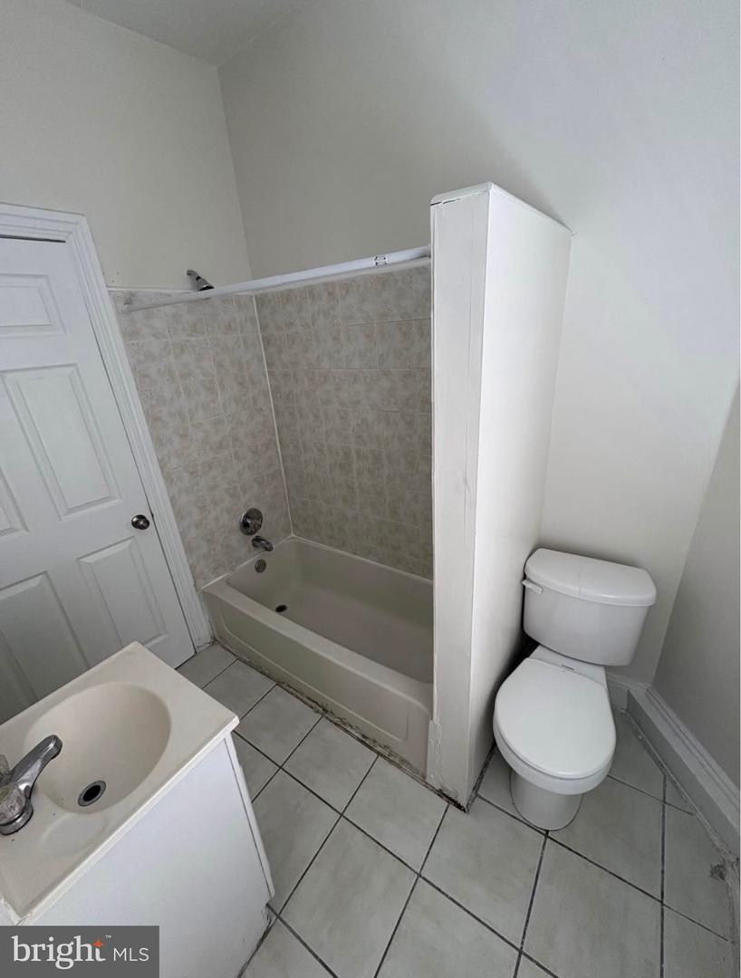 409 Walnut St Property Photo 16
