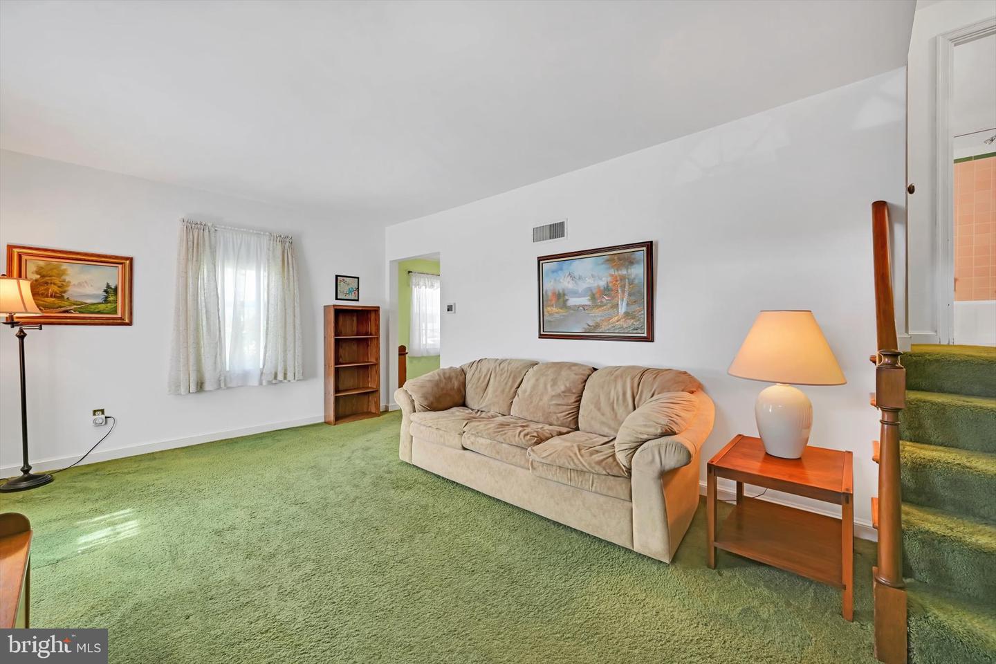 605 Meade Ter Property Photo 4