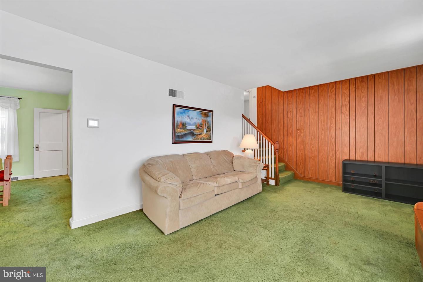 605 Meade Ter Property Photo 6