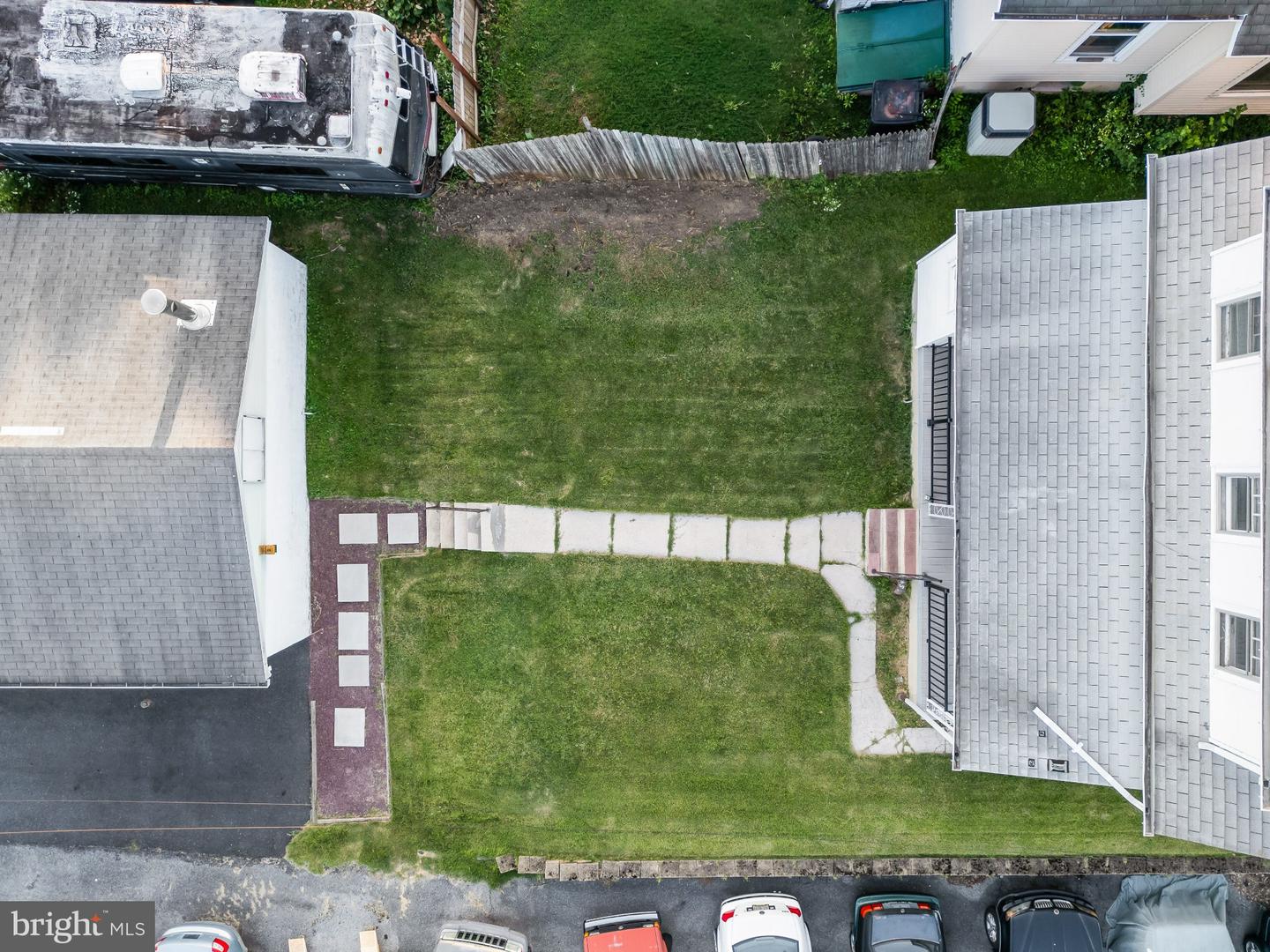 2230 Penn Ave Property Photo 4