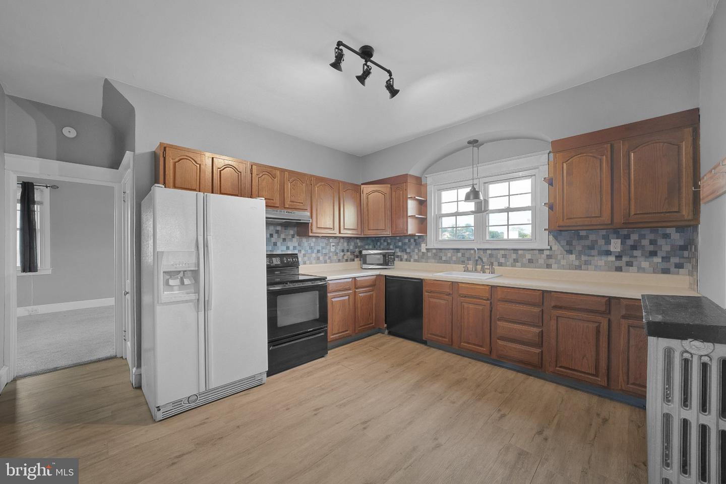 2230 Penn Ave Property Photo 15