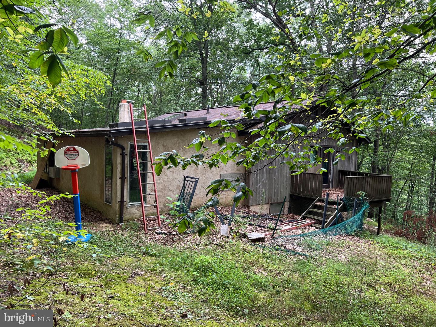 233 Club Road Property Photo 5