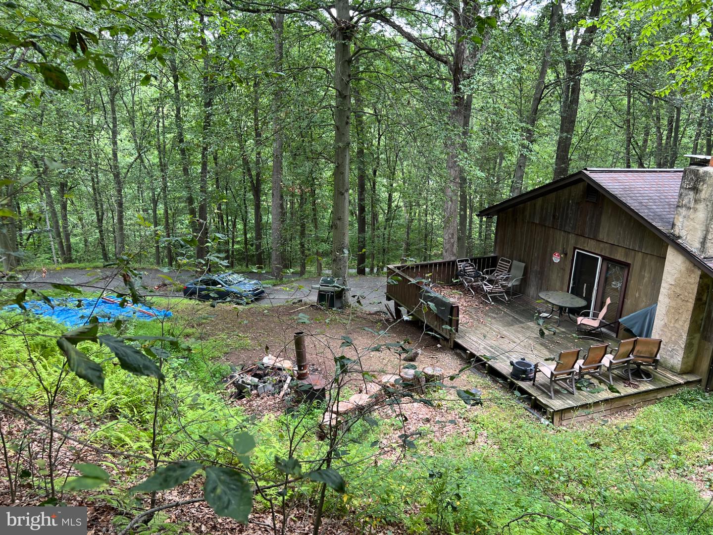 233 Club Road Property Photo 9