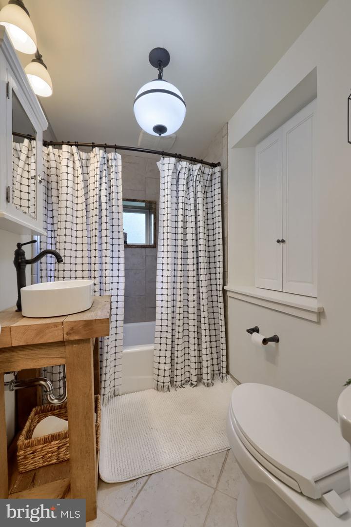 603 State St Property Photo 49