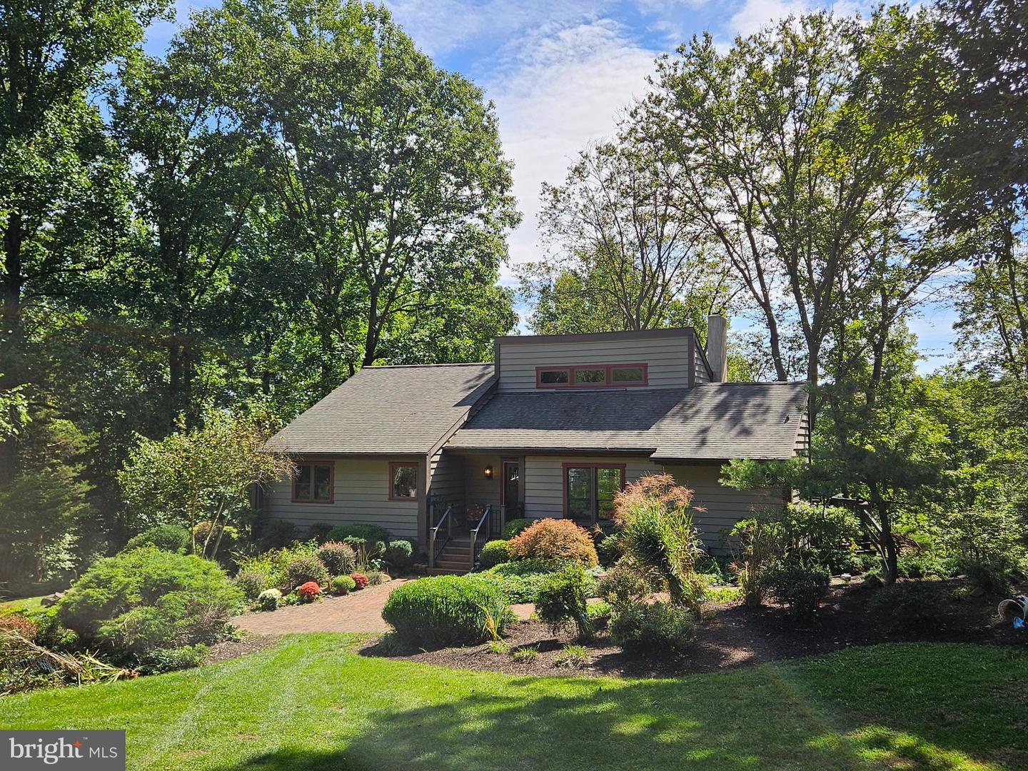 913 Furnace Rd Property Photo 1