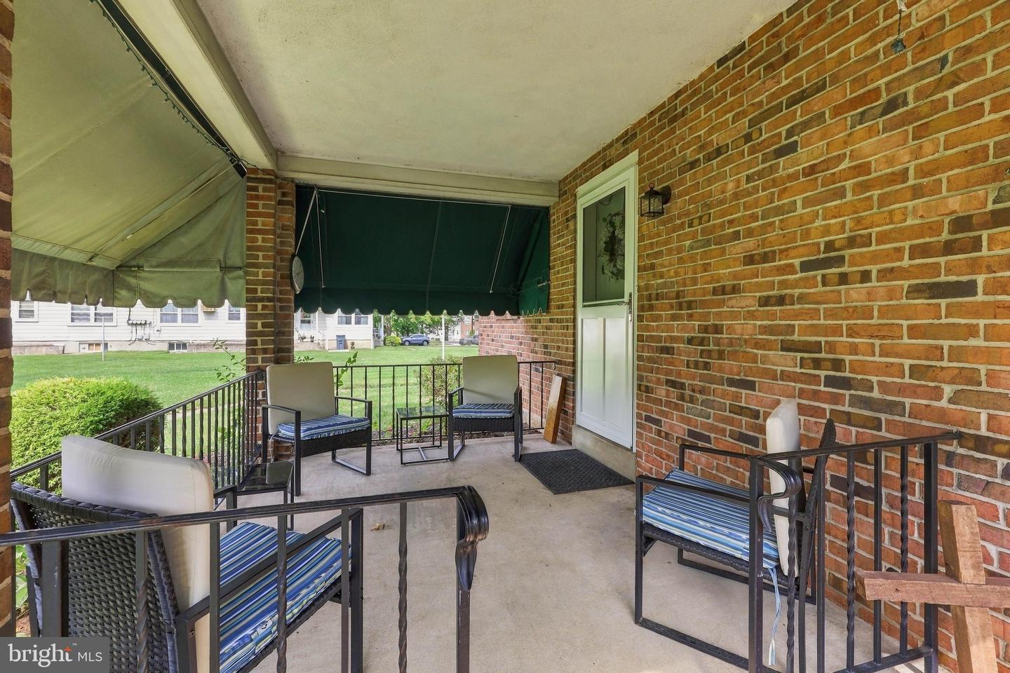 111 Gretchen Dr Property Photo 3