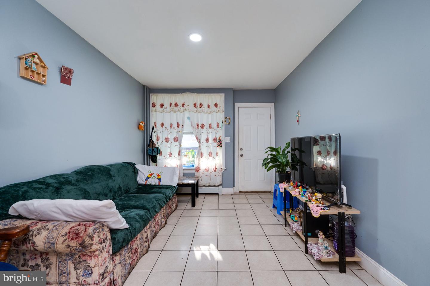 625 Locust St Property Photo 15