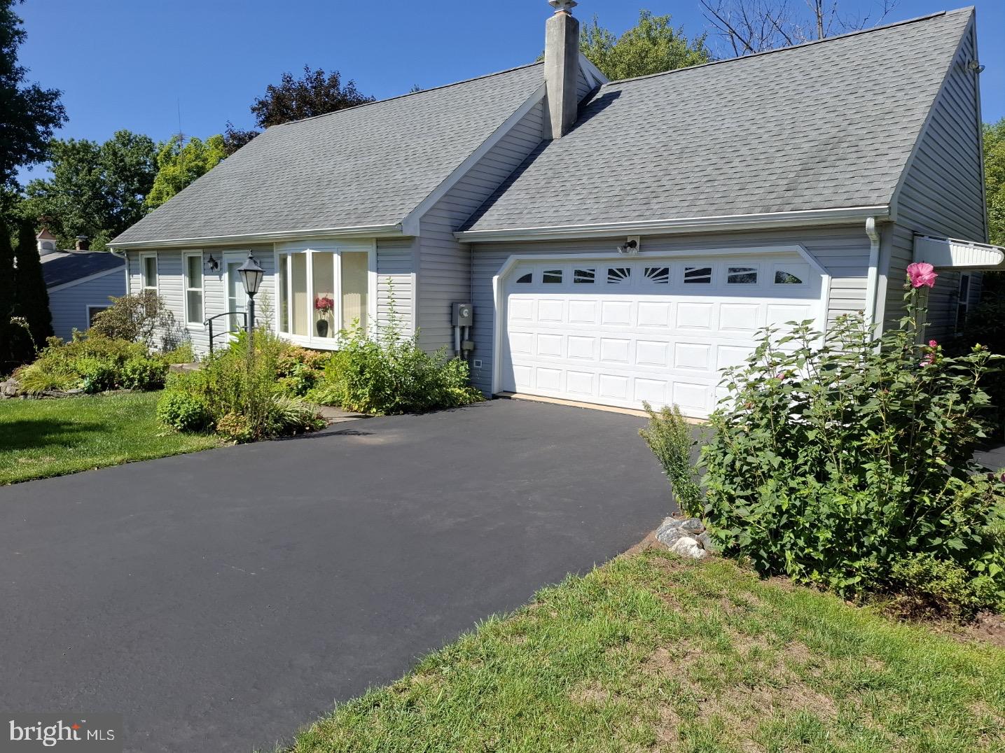 4674 Pheasant Run N Property Photo 1