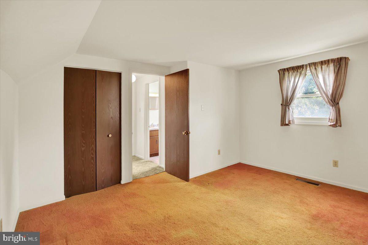 4674 Pheasant Run N Property Photo 22