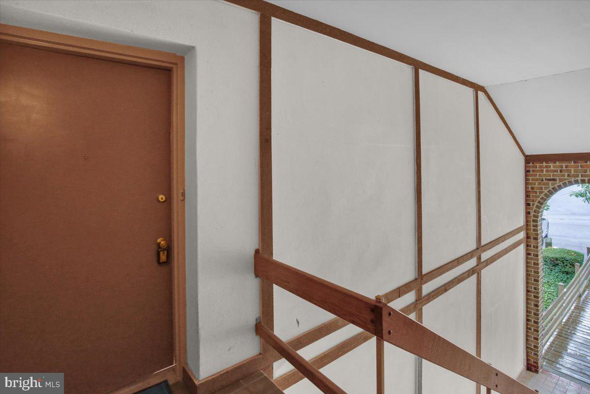 14-f Fairway Rd Property Photo 4