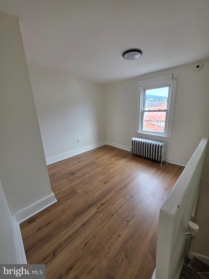 419 Bell Aly Property Photo 11