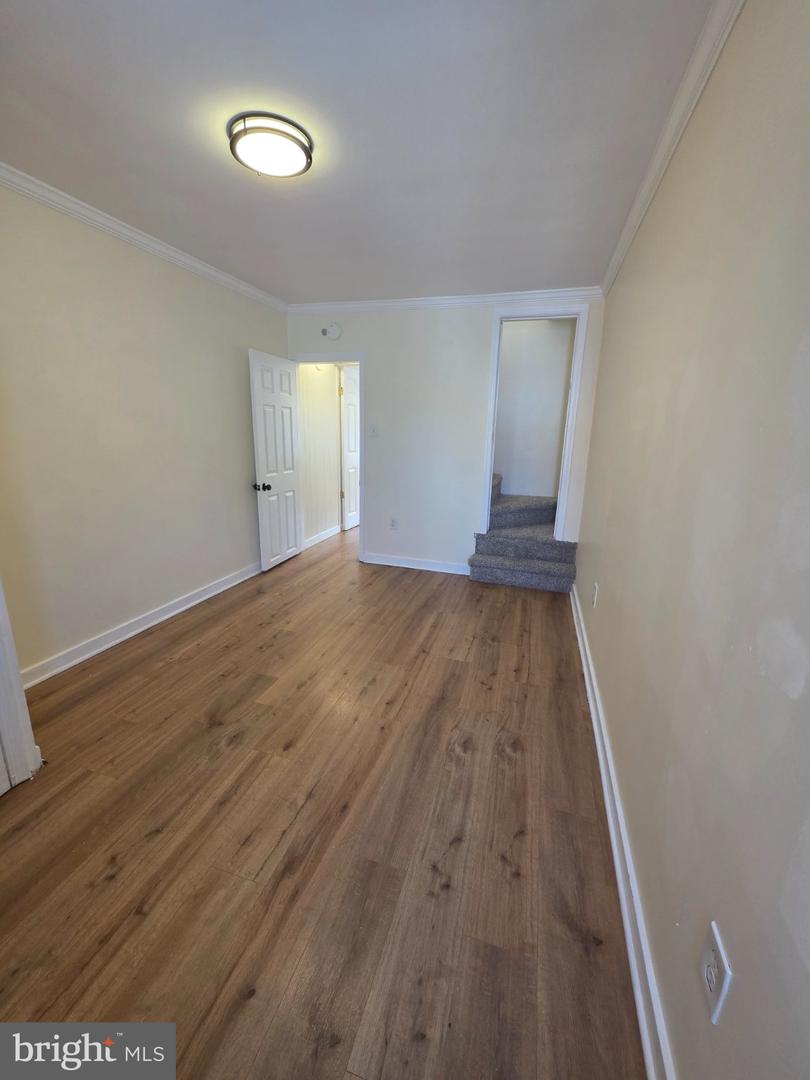 1137 Buttonwood St Property Photo 13