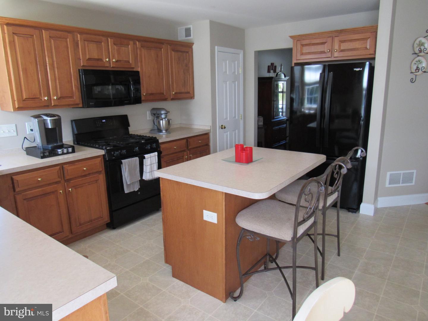 1214 Stonehenge Dr Property Photo 26