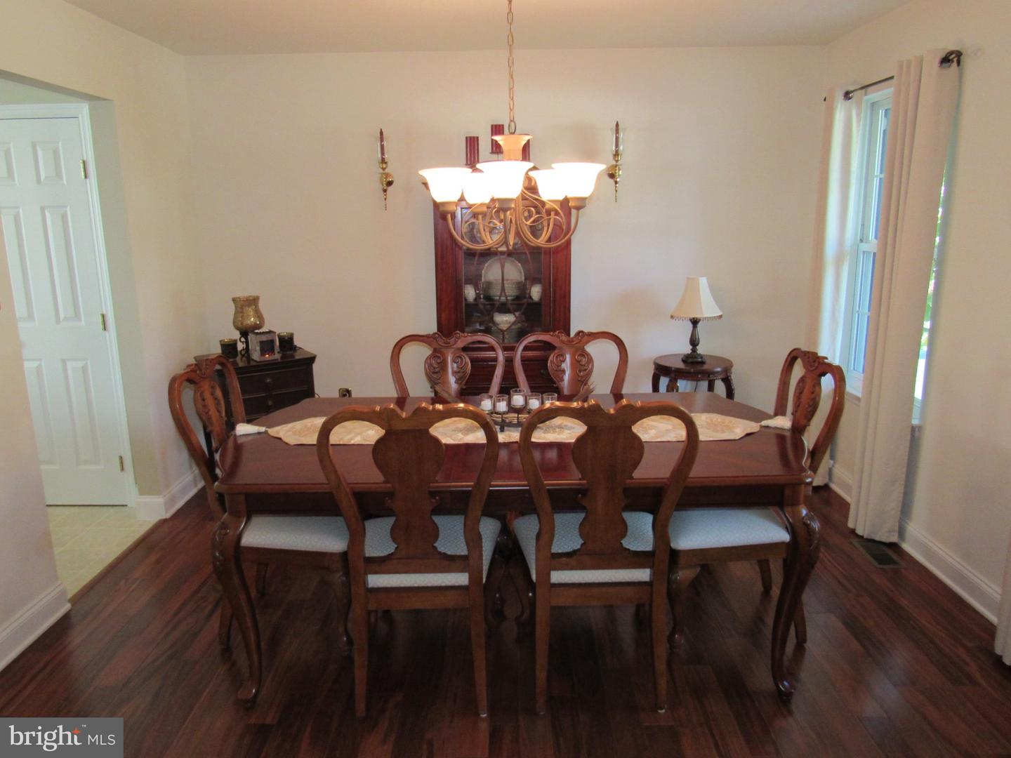 1214 Stonehenge Dr Property Photo 31