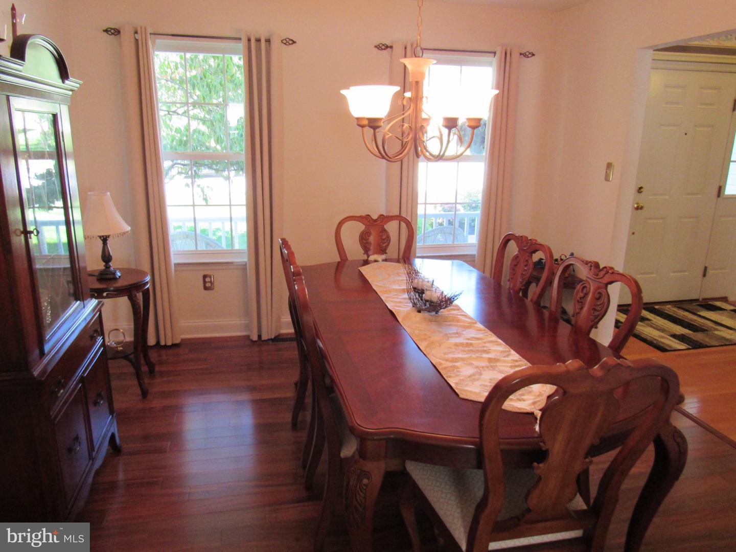 1214 Stonehenge Dr Property Photo 32