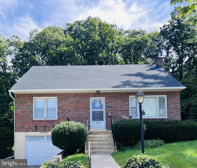 115 WOODLAND RD Property Photo 1