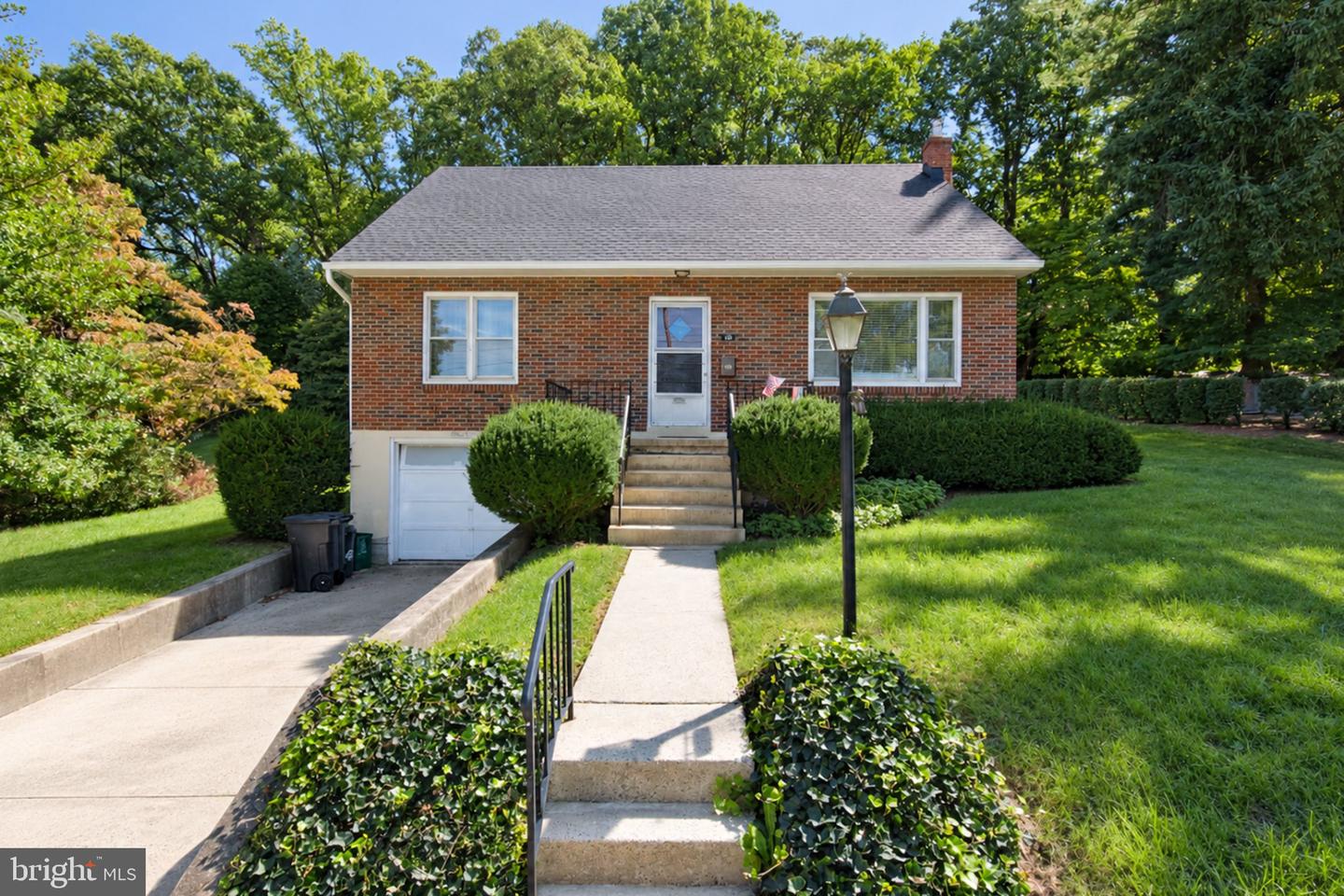 115 Woodland Rd Property Photo 1