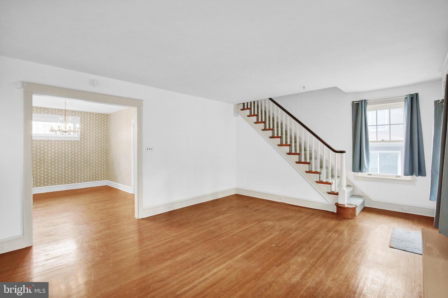 1608 Olive St Property Photo 7