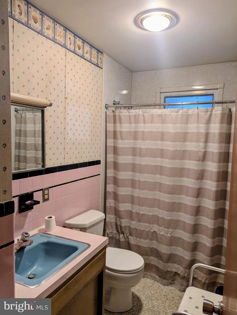 3315 Gray St Property Photo 10
