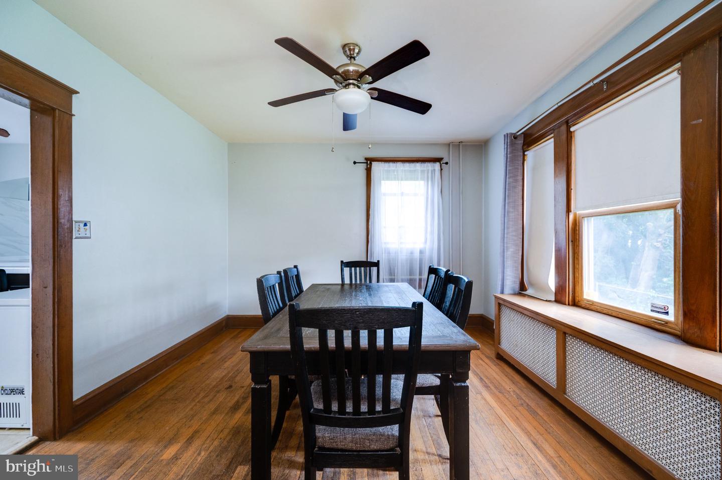 711 Greenway Tc Ter Property Photo 9