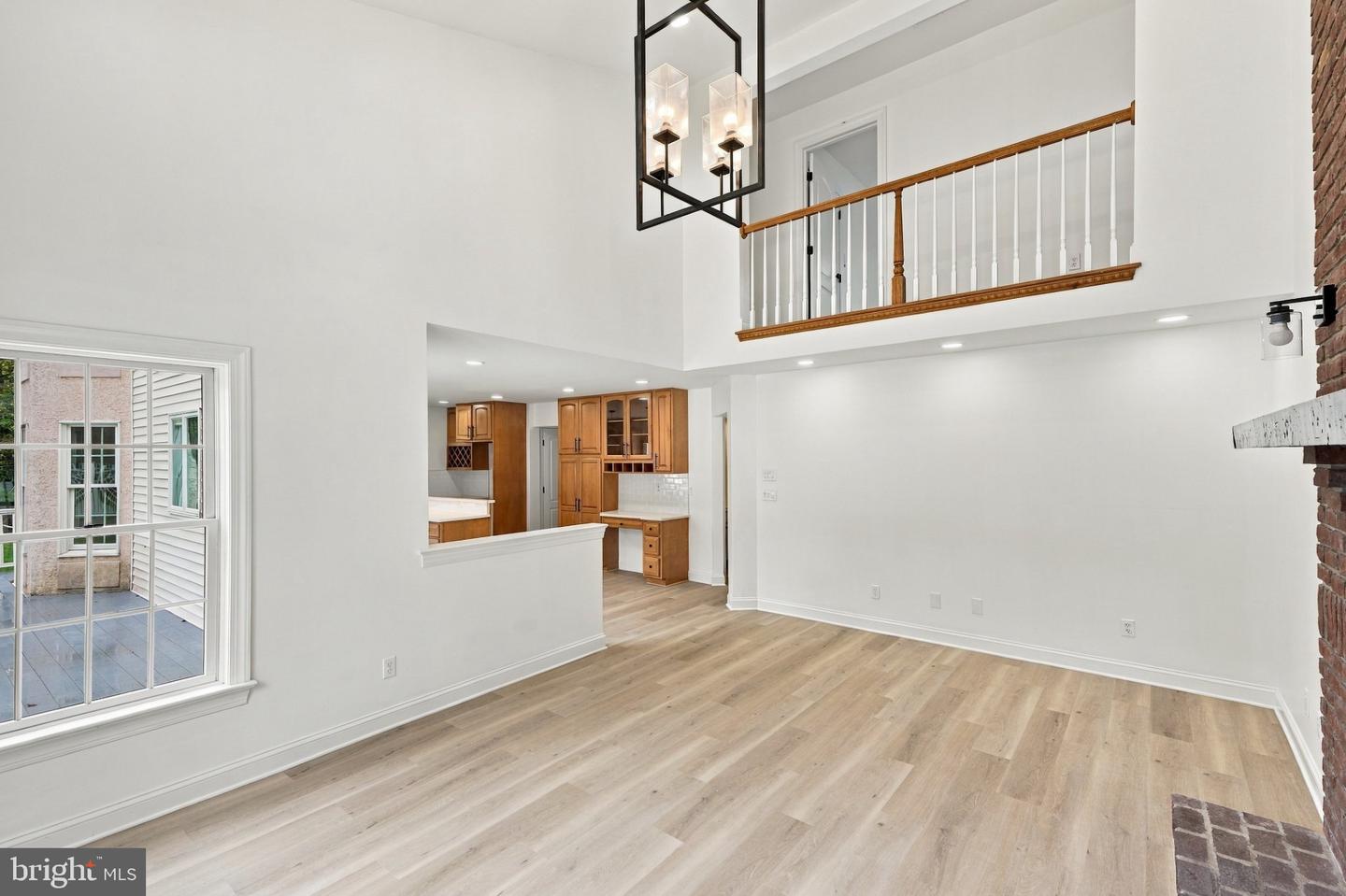 4 Schoolhouse Ln Property Photo 36