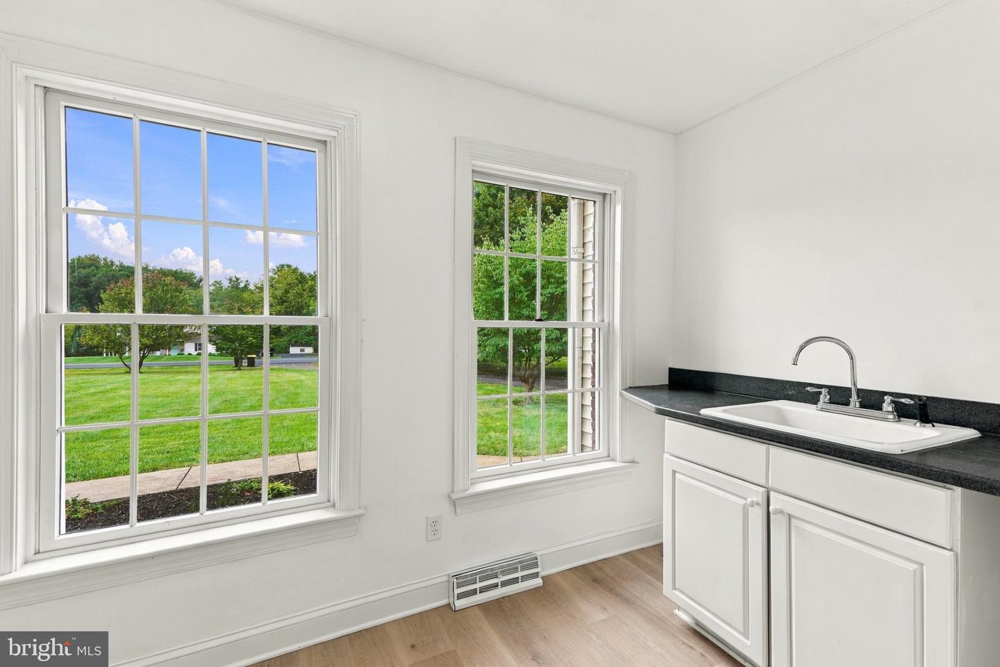 4 Schoolhouse Ln Property Photo 40