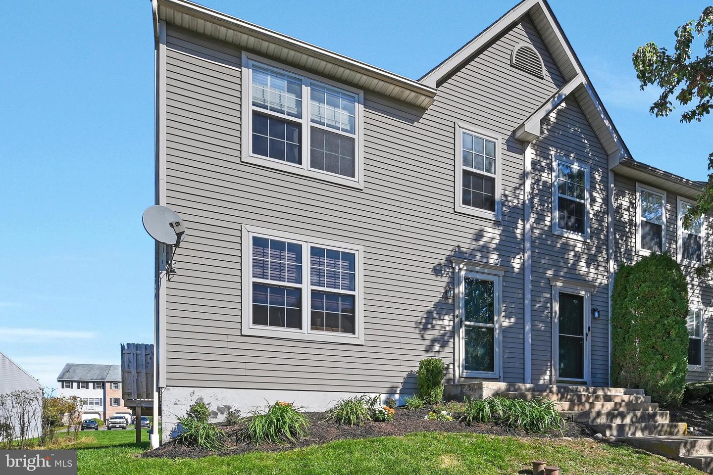 18-1 Cranberry Rdg Rdg Property Photo 1