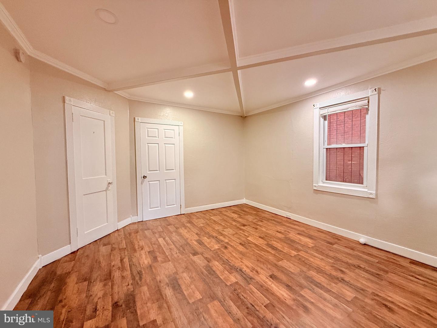 431 Pine St Property Photo 5