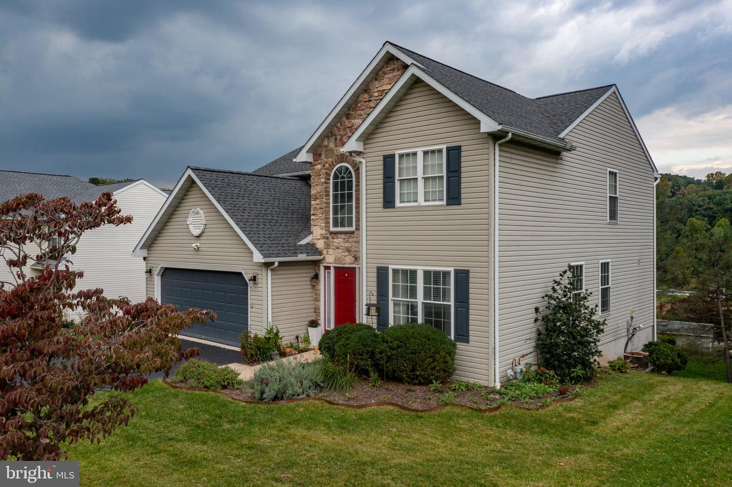 7 Josephs Way Property Photo 6