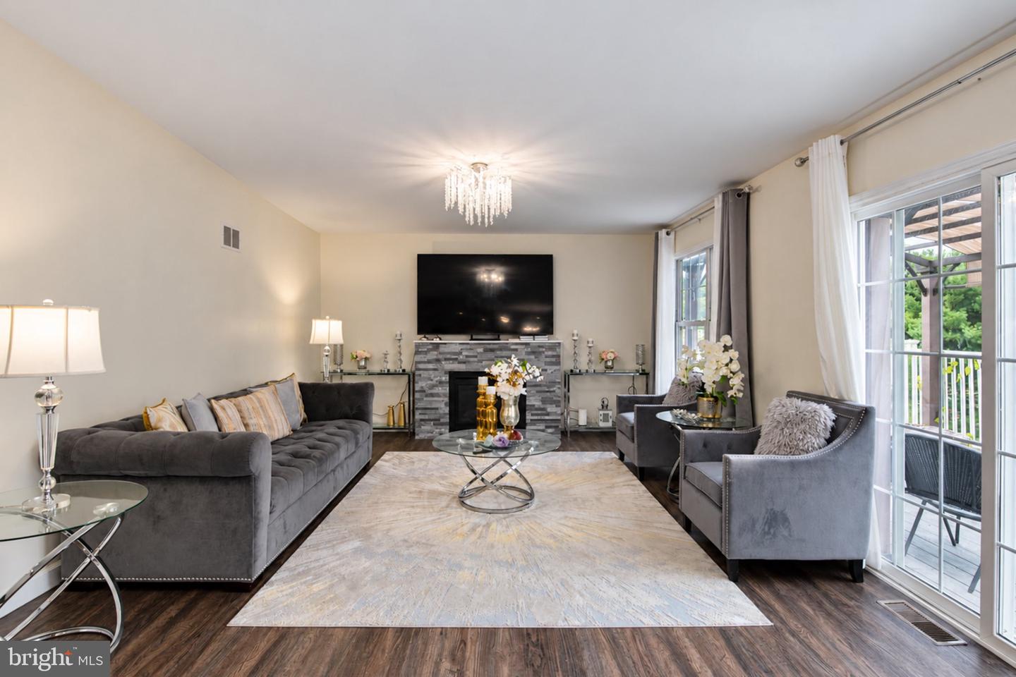 7 Josephs Way Property Photo 15