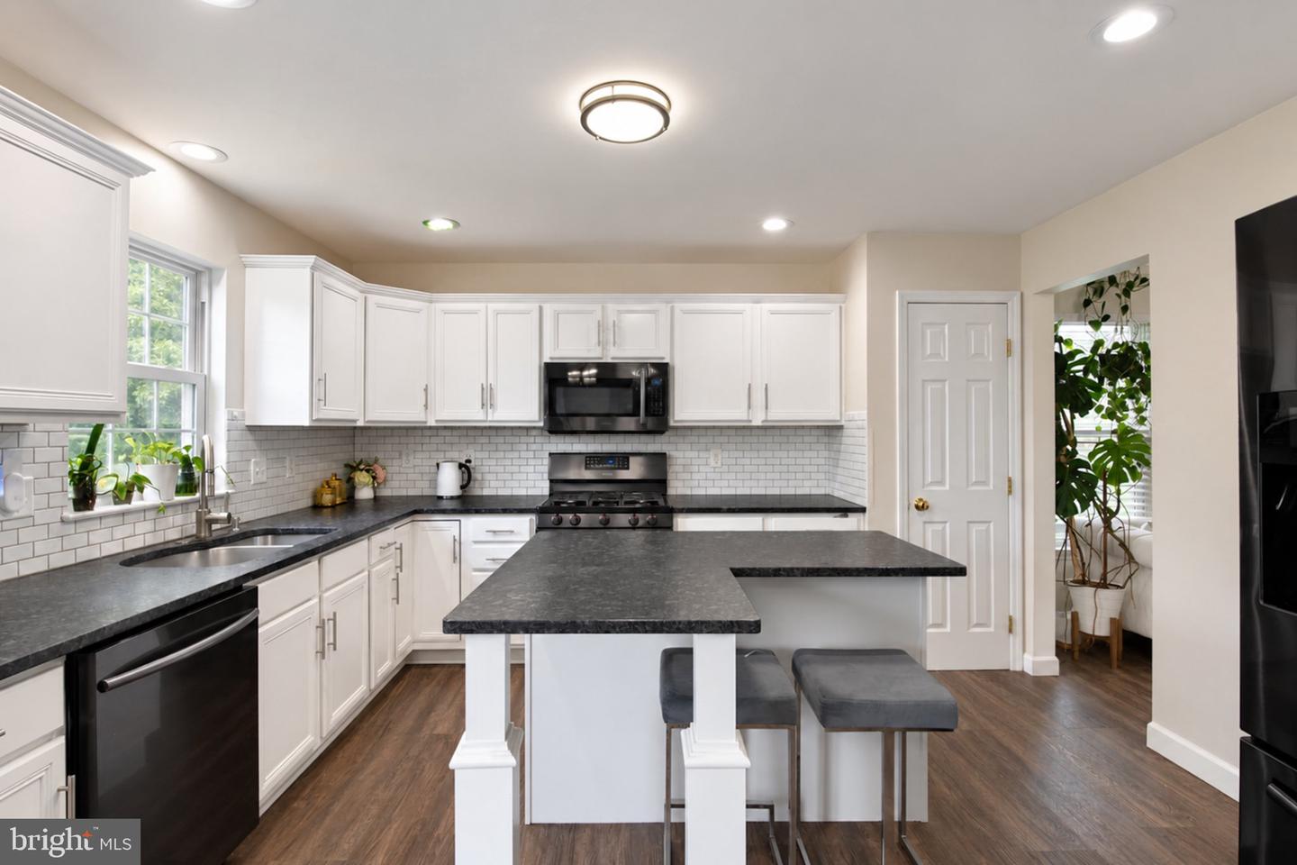 7 Josephs Way Property Photo 22