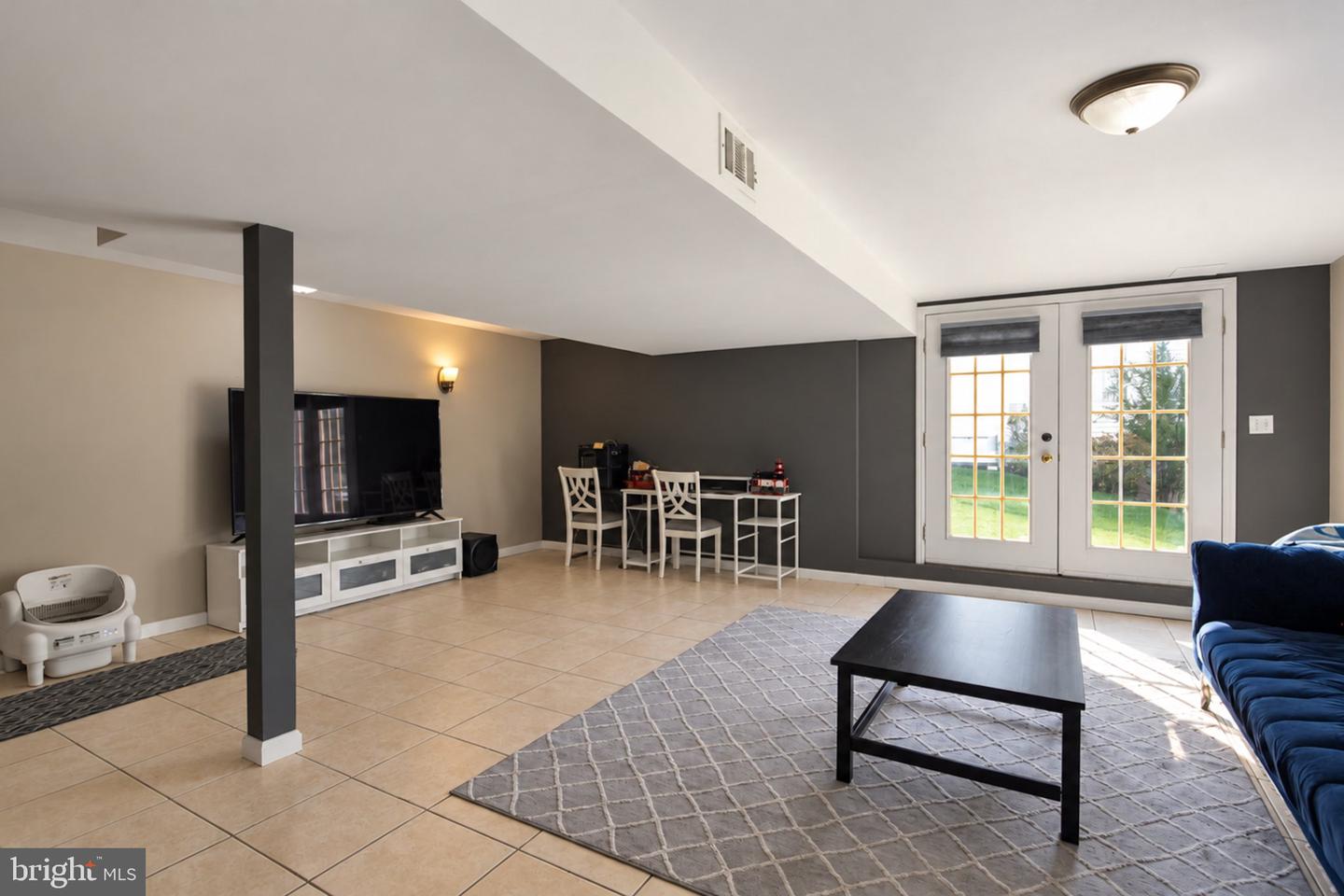 7 Josephs Way Property Photo 27