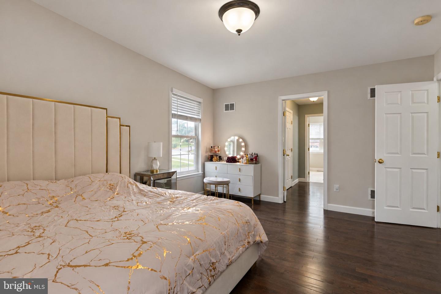 7 Josephs Way Property Photo 31