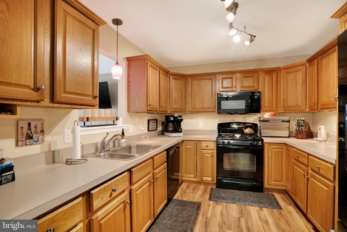 40 N Calais Dr Property Photo 11