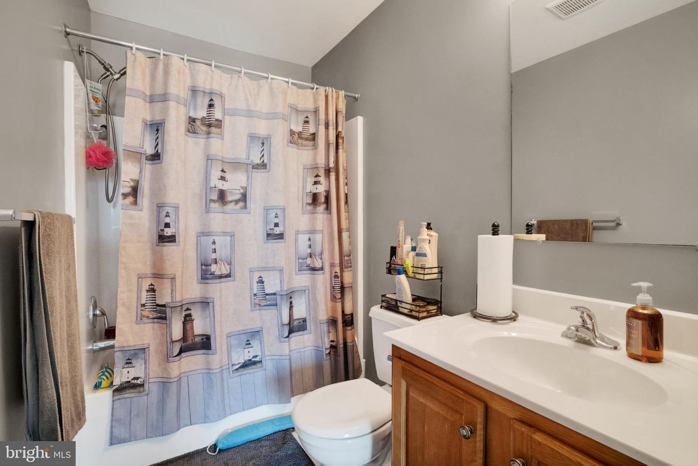 40 N Calais Dr Property Photo 21