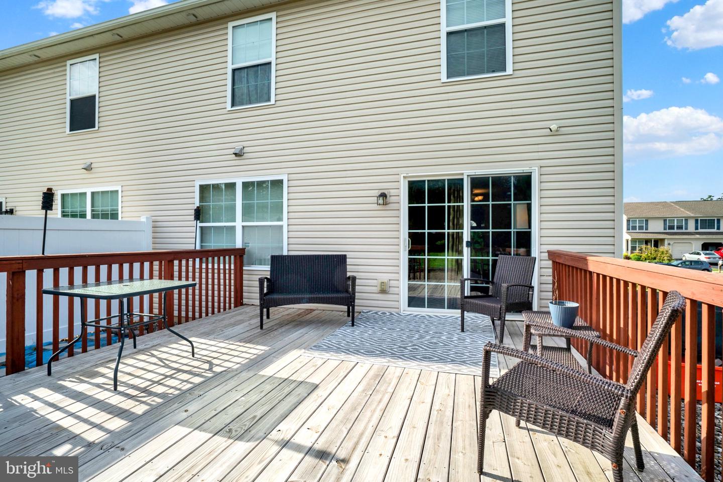 40 N Calais Dr Property Photo 22