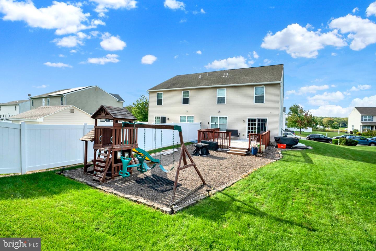 40 N Calais Dr Property Photo 24