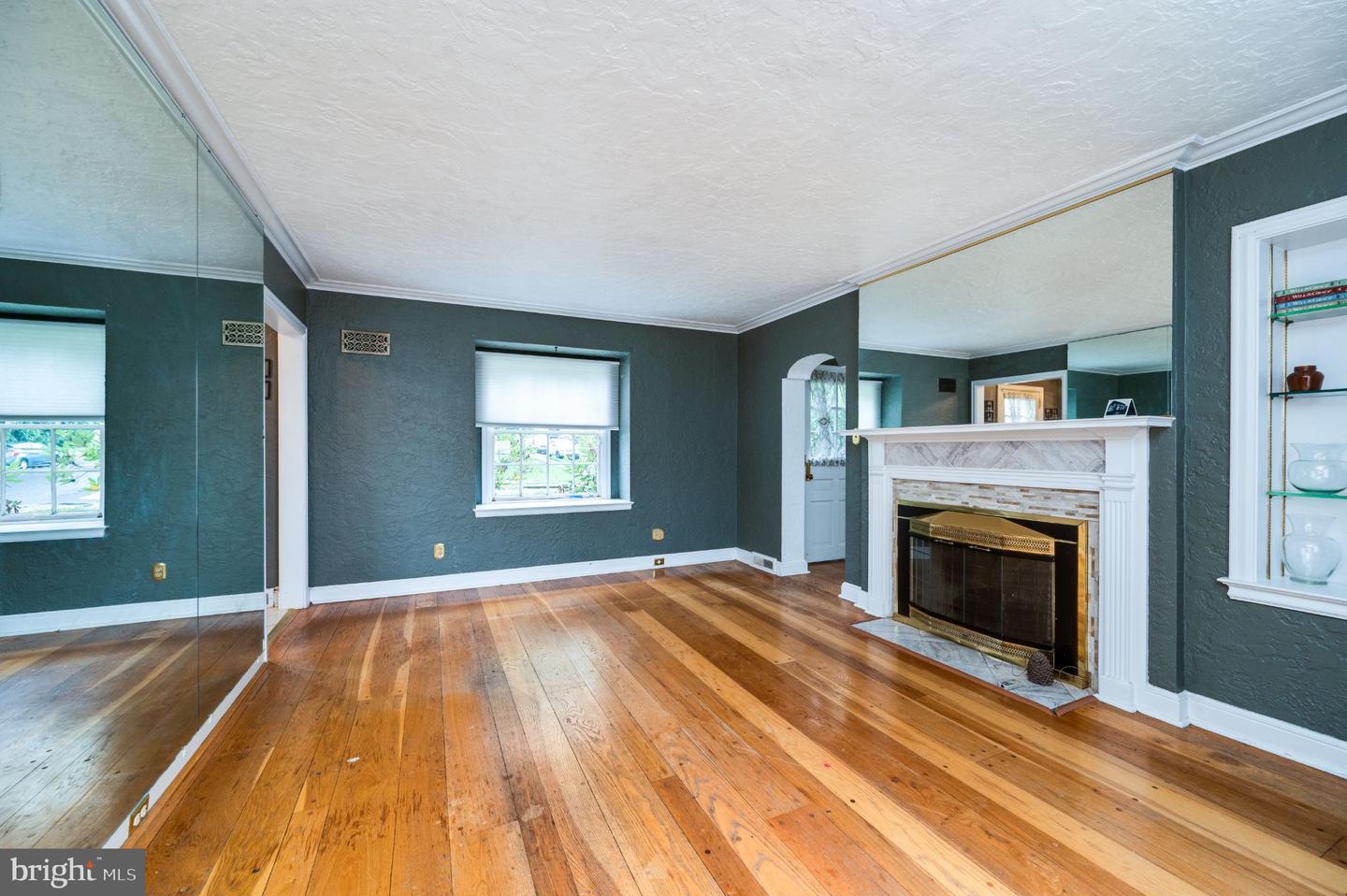 1800 Olive St Property Photo 10
