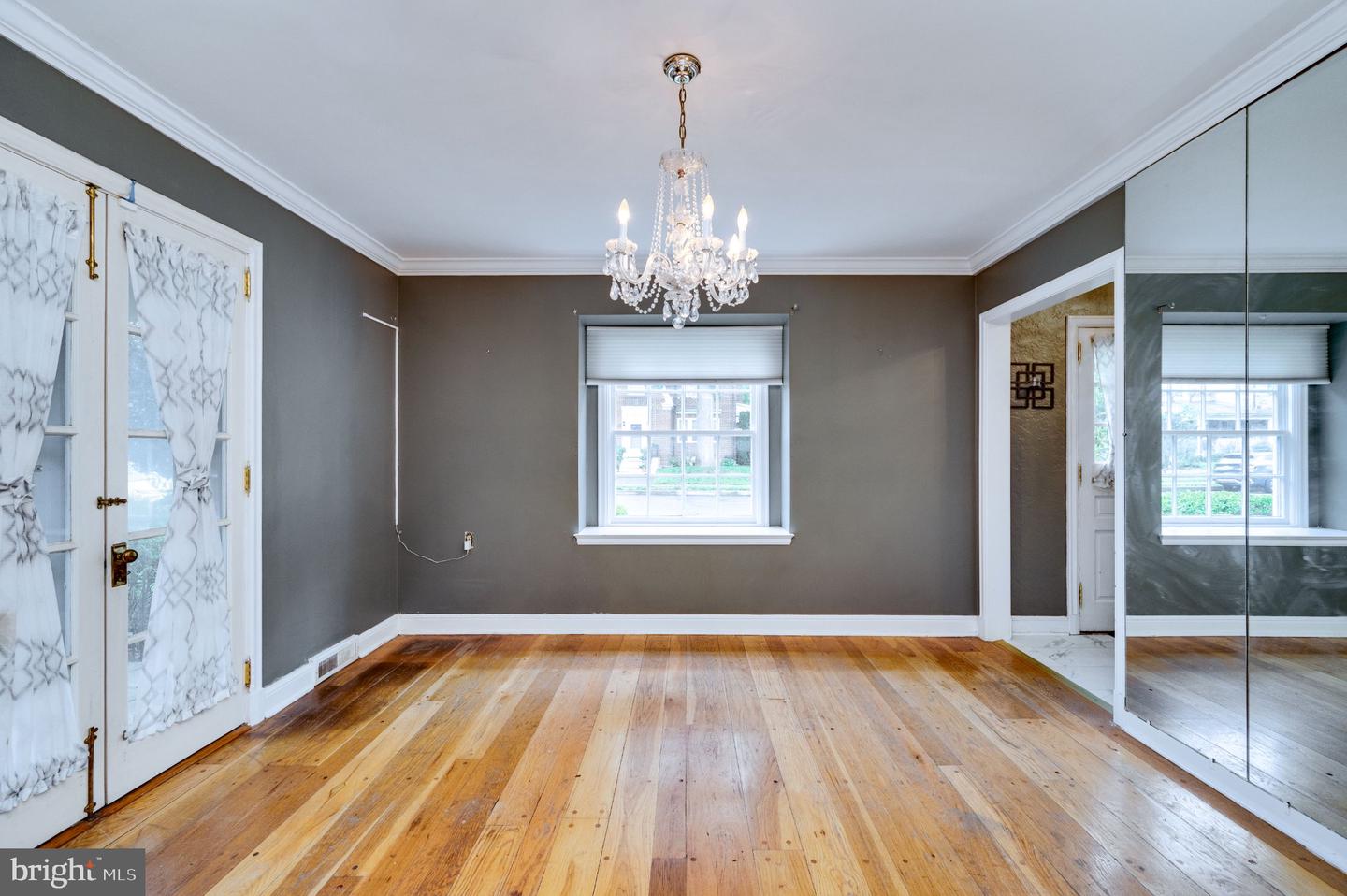 1800 Olive St Property Photo 15