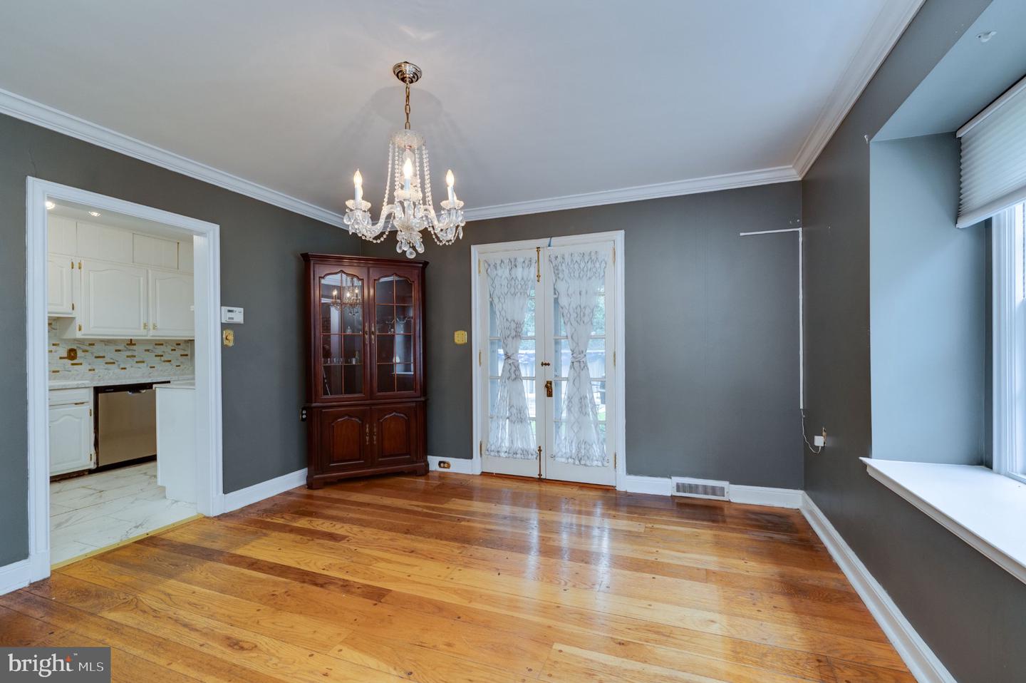 1800 Olive St Property Photo 17