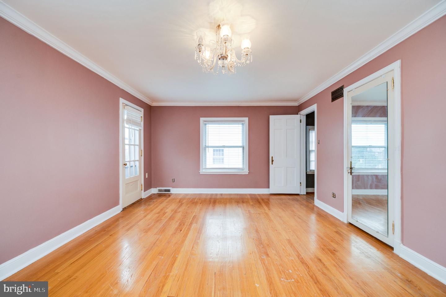 1800 Olive St Property Photo 32