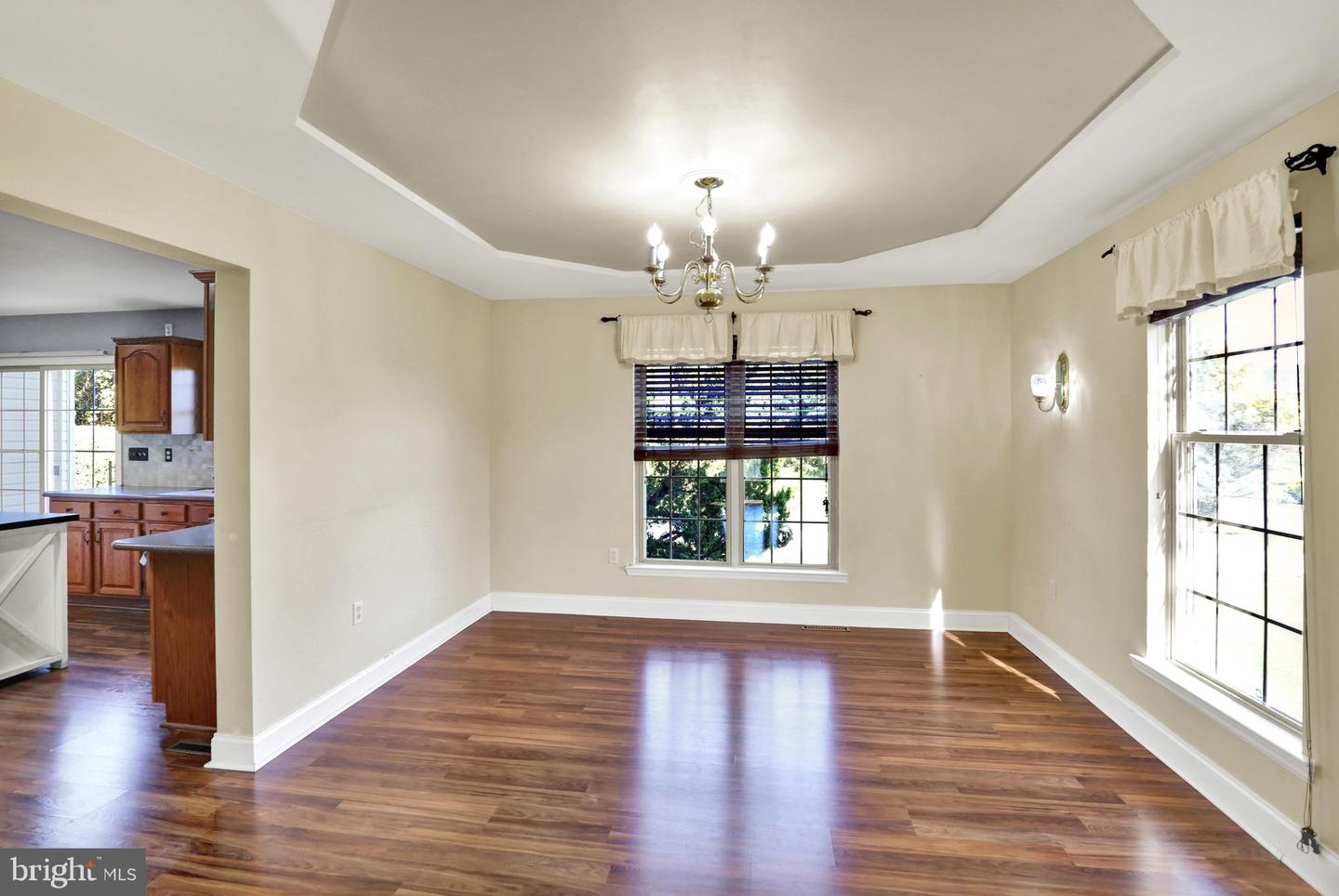 8 Power Dr Property Photo 11