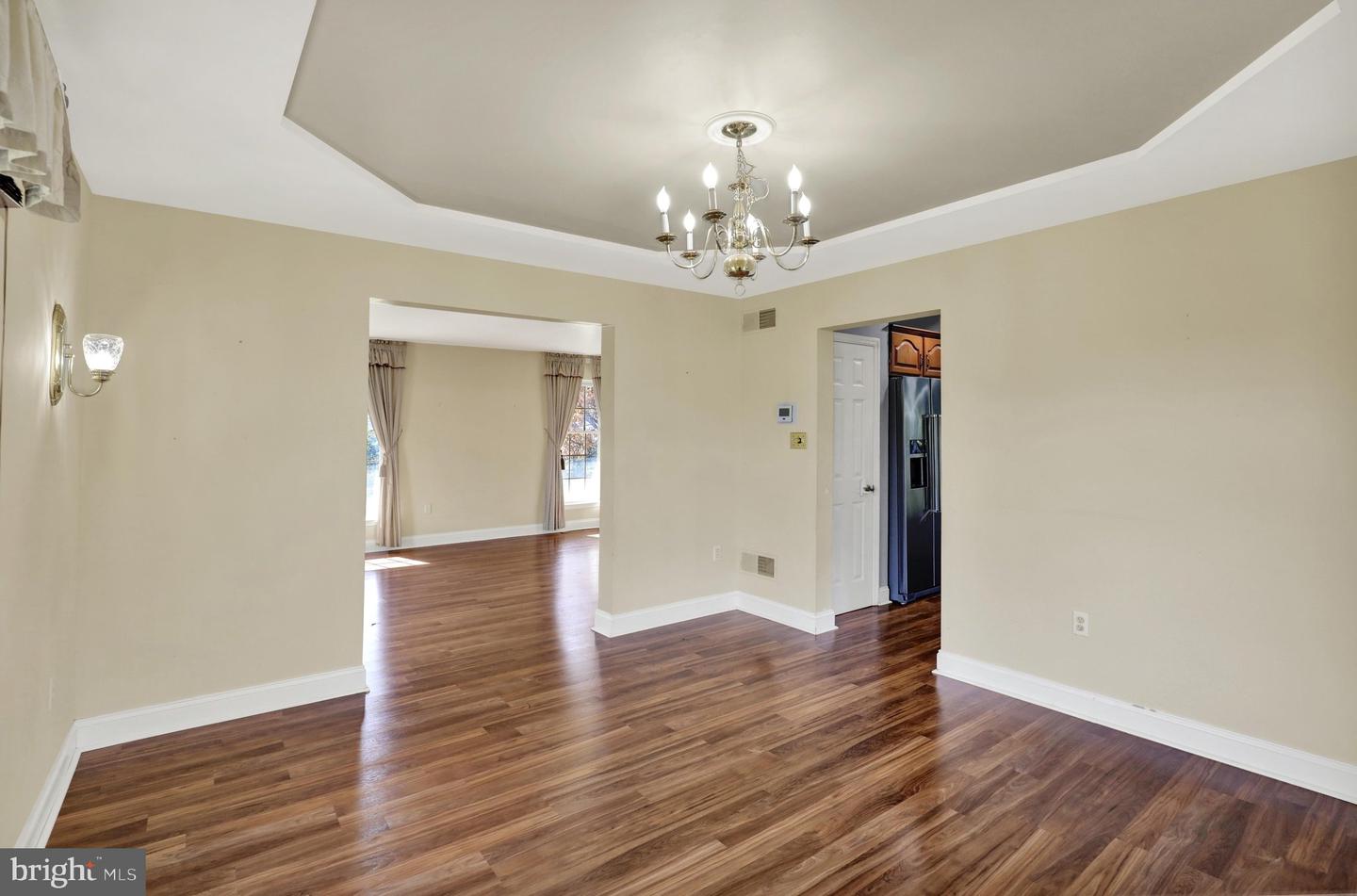 8 Power Dr Property Photo 12