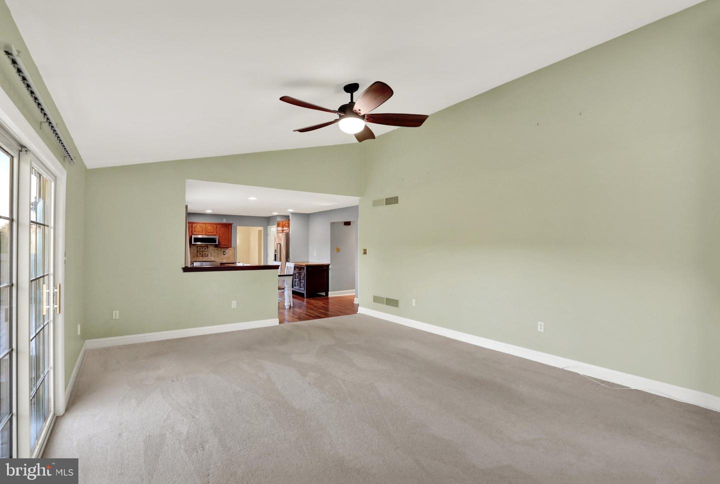 8 Power Dr Property Photo 18