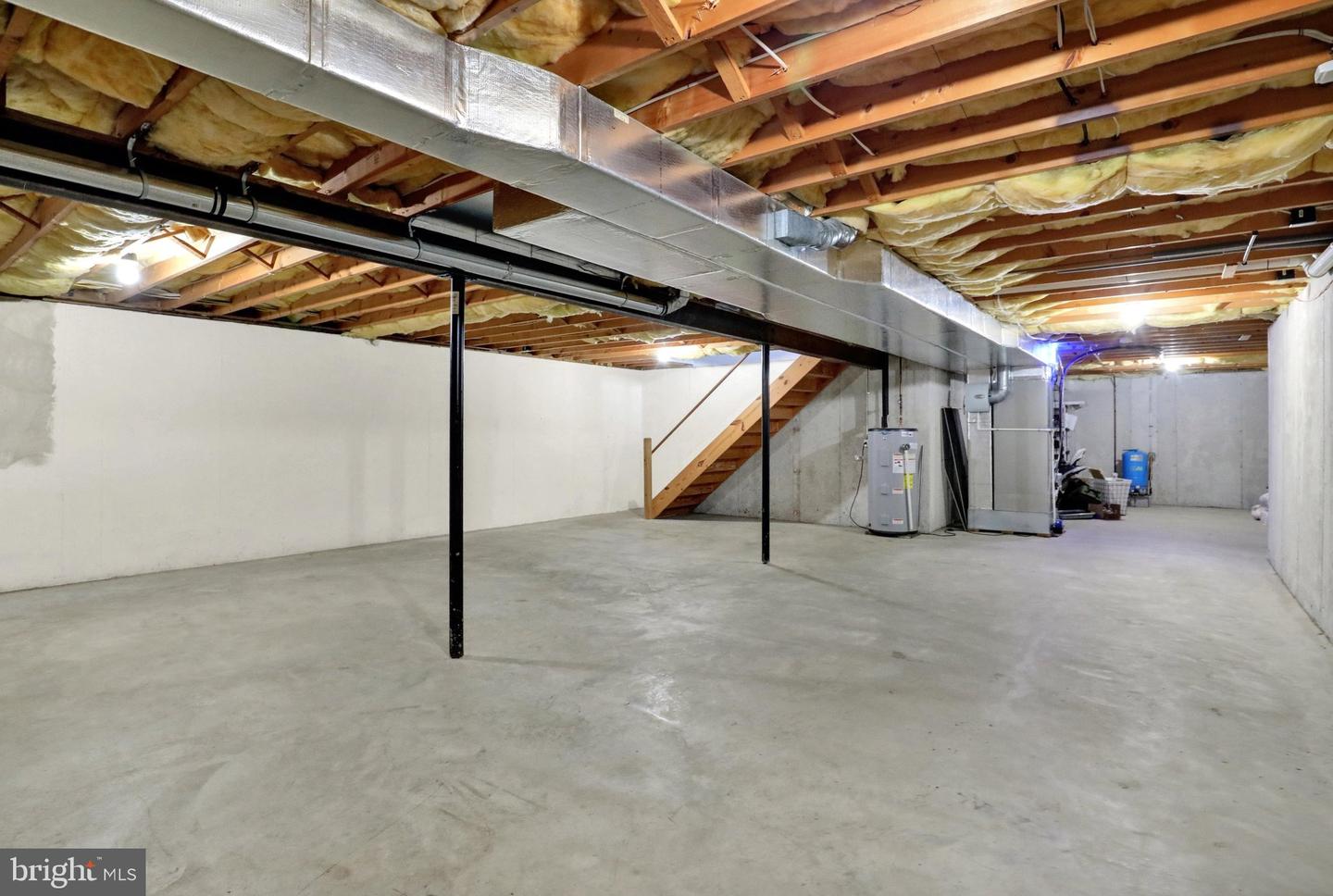 8 Power Dr Property Photo 32