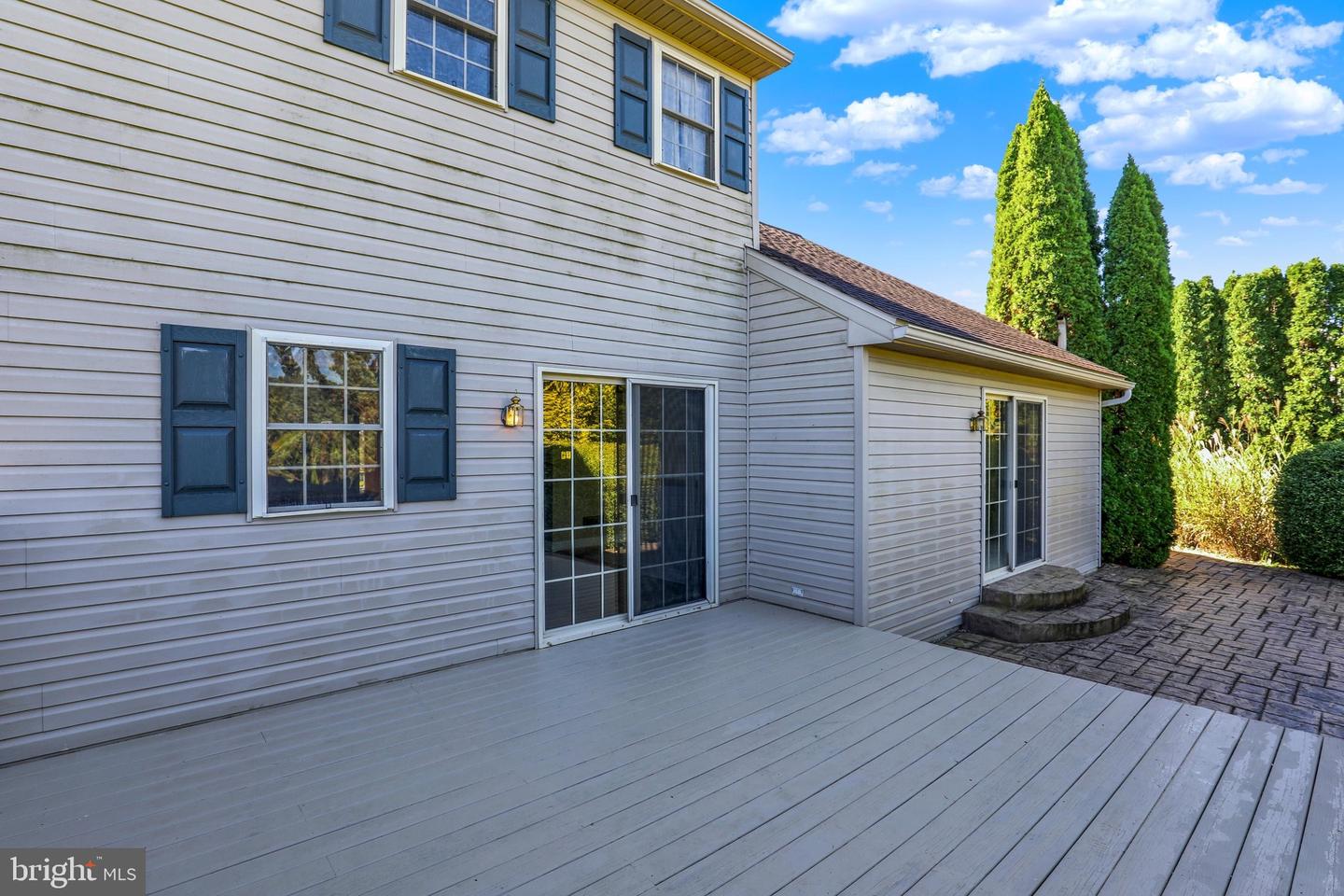8 Power Dr Property Photo 37