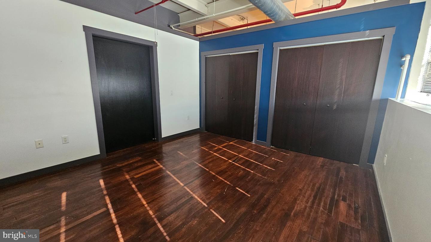 31 S Sterley St #401 Property Photo 15