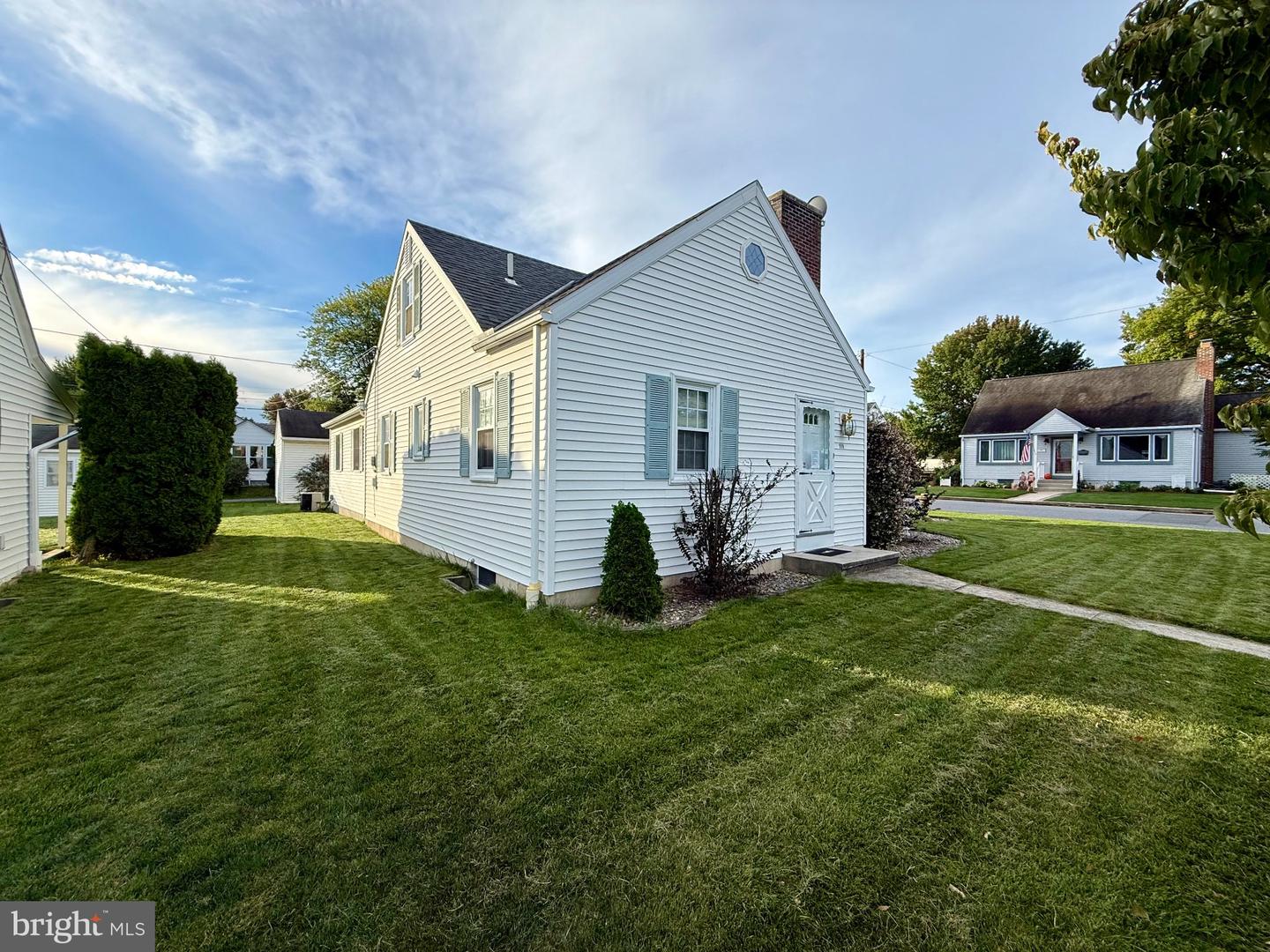 111 Old Fritztown Rd Property Photo 2