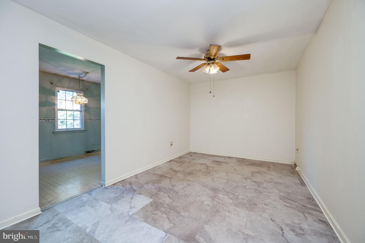1909 Andre Ct Property Photo 22